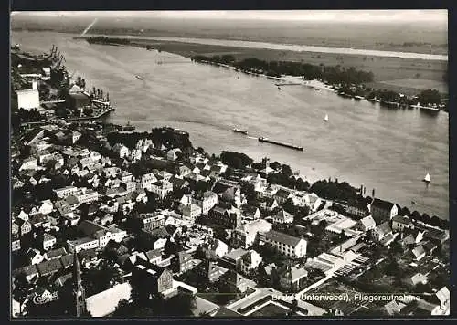 AK Brake /Unterweser, Teilansicht mit Flusspartie vom Flugzeug aus