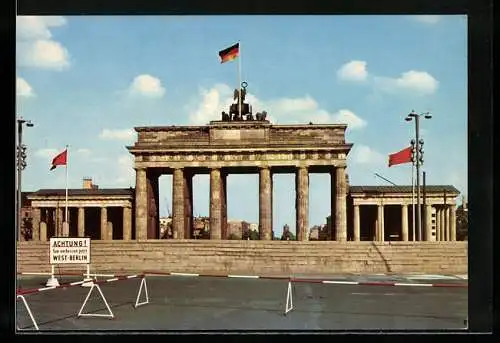 AK Berlin, Mauer am Brandenburger Tor von West-Berlin aus