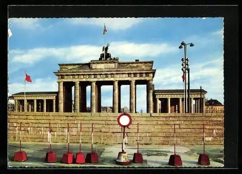 AK Berlin, Mauer am Brandenburger Tor