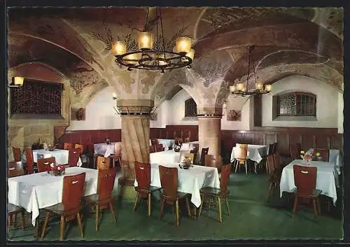 AK München, Gasthaus Ratskeller, Marienplatz 8, Innenansicht