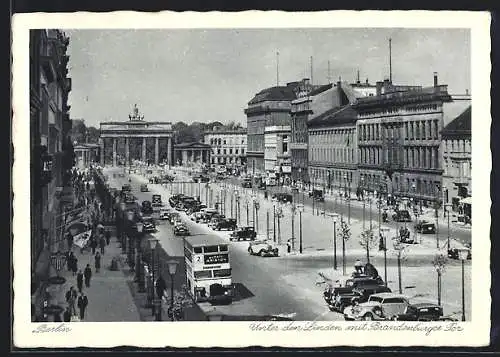 AK Berlin, Unter den Linden mit Brandenburger Tor