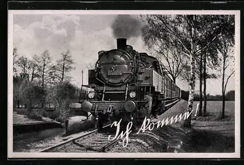 AK Dampflokomotive passiert ein Wäldchen, Eisenbahn