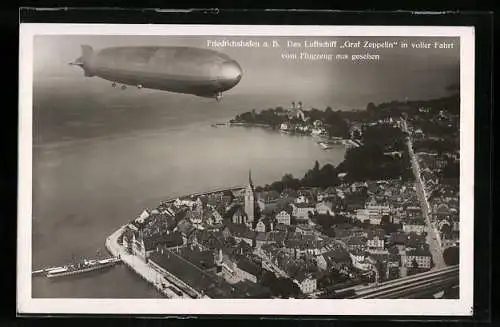 AK Friedrichshafen a. B., Luftschiff Graf Zeppelin in voller Fahrt vom Flugzeug aus