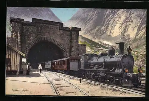 AK Gotthardbahn kommt aus dem grossen Tunnel bei Göschenen, schweizer Eisenbahn