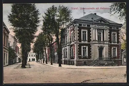 AK Varel / Oldenburg, Blick in die Drostenstrasse mit Rathaus