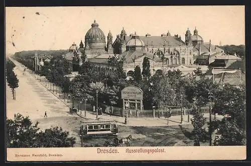 AK Dresden, Ausstellungspalast mit Strassenbahn
