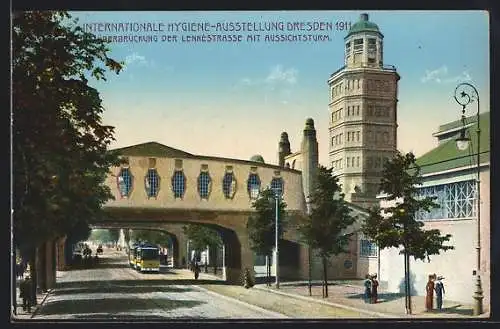 AK Dresden, Internationale Hygiene-Ausstellung 1911, Überbrückung der Lennéstrasse mit Aussichtsturm