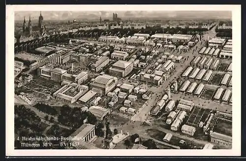 AK München, 4. Reichsnährstands-Ausstellung 1937, Blick auf das Ausstellungsgelände aus der Vogelschau
