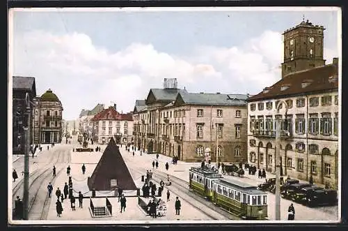 AK Karlsruhe, Strassenbahn bei Marktplatz am Rathaus