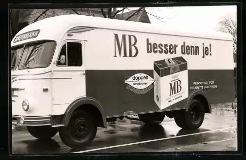 Fotografie Ackermann-Fahrzeugbau Wuppertal, Lastwagen Aufbauten, LKW der Firma Brinkmann Tabakwaren