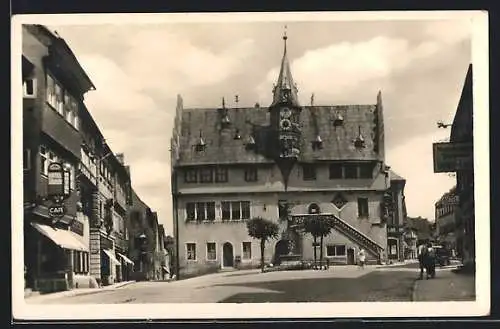 AK Ochsenfurt a. Main, Strassenpartie am Rathaus