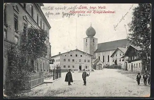 AK Lam / bayr. Wald, Hauptplatz mit Kriegerdenkmal