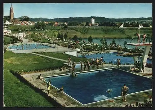 AK Eggenfelden /Ndb., Das Freibad zur Hochsaison