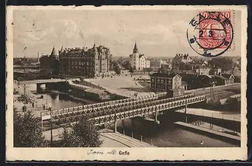 AK Gefle, Ortsansicht an der Eisenbahnbrücke
