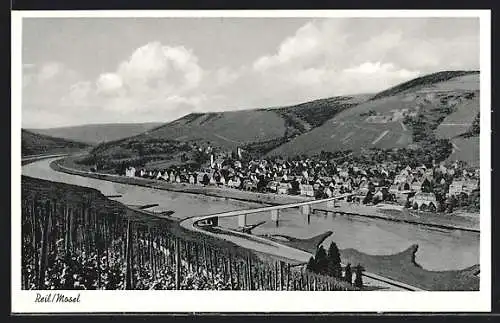 AK Reil /Mosel, Gesamtansicht mit Moselbrücke aus der Vogelschau