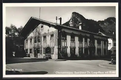 AK Oberammergau, Sanitätsrat Dr. Lang-Haus mit Kofel