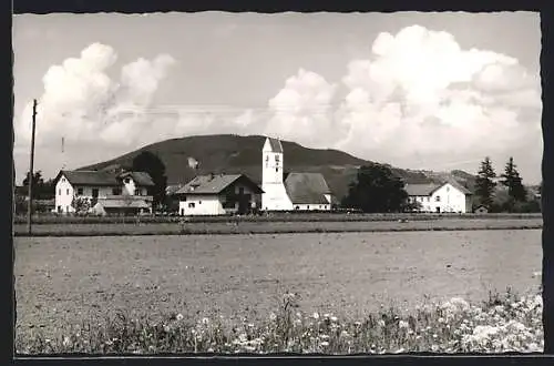 AK Surheim, Ortspartie mit Kirche