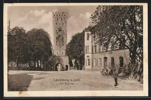 AK Landsberg a. Lech, Strassenpartie am Baiertor