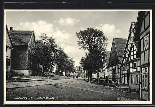 AK Barntrup i. Lippe, Unterestrasse mit Fachwerkhäusern