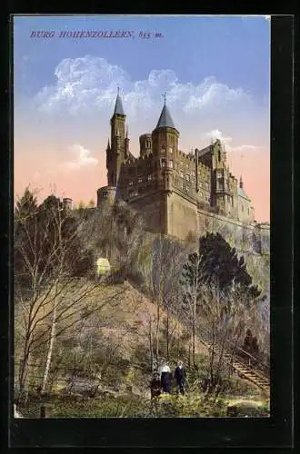 AK Burg Hohenzollern, Gesamtansicht mit Besuchern