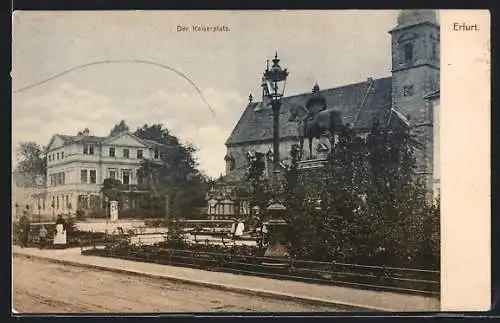 AK Erfurt, Kaiserplatz mit Denkmal