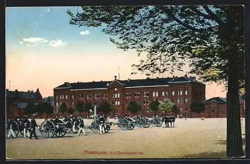 AK Hannover, Artilleriekaserne, Soldaten an Kanonen