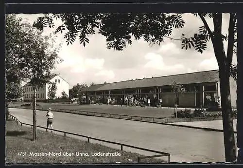 AK Massen-Nord über Unna, Ladenstrasse mit Kindern