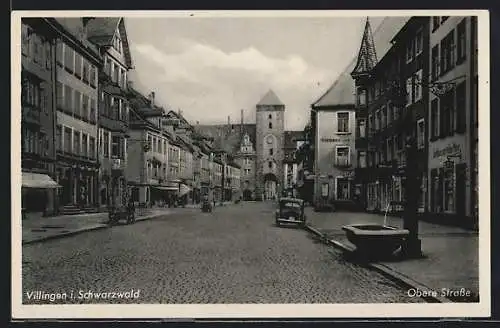 AK Villingen i. Schwarzwald, Strassenpartie mit Gasthaus Wilder Mann