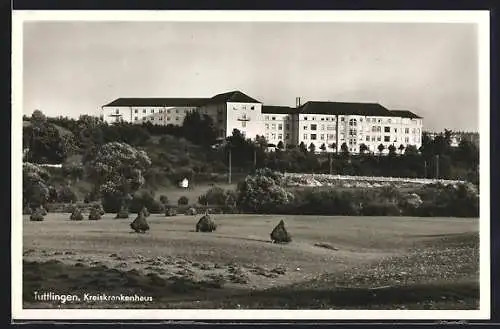 AK Tuttlingen, Kreiskrankenhaus von der Wiese gesehen