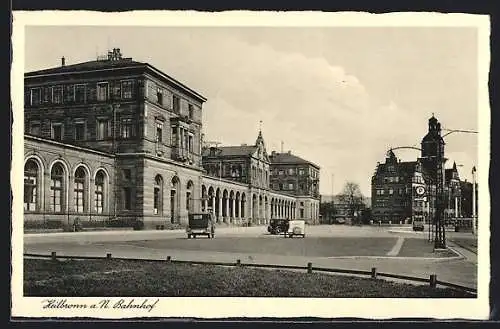 AK Heilbronn a. N., Bahnhof mit Strassenbahn