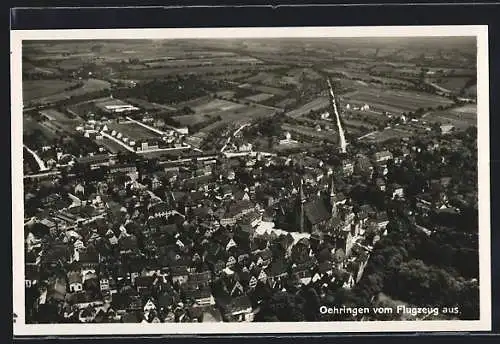 AK Oehringen, Teilansicht mit Kirche und Strassenpartie, Fliegeraufnahme