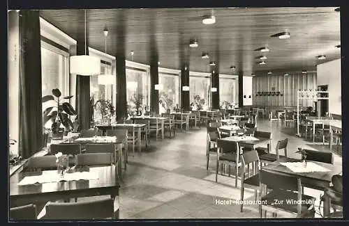 AK Beckum-Höxberg / Westf., Hotel zur Windmühle H. Nettebrock, Innenansicht