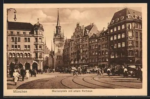 AK München, Marienplatz mit altem Rathaus
