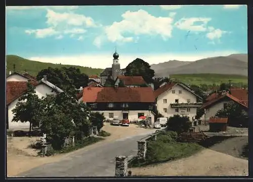 AK Rimbach / Bayer. Wald, Strassenpartie mit Blick zur Kirche