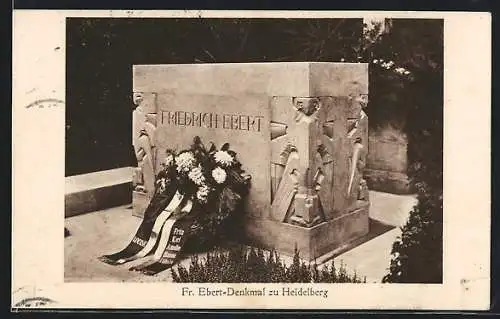 AK Heidelberg / Neckar, Fr. Ebert-Denkmal
