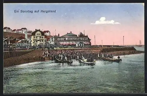 AK Helgoland, Ankommende Besucher an einem Sonntag