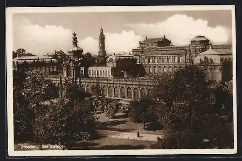 AK Dresden, Der Zwinger