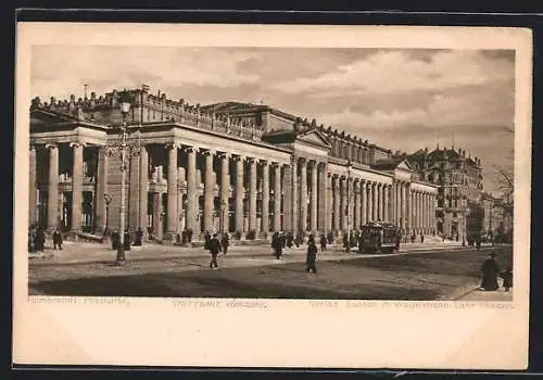 AK Stuttgart, Strassenbahn und Passanten vor dem Königsbau