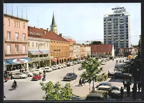 AK Wels, Kaiser-Josef-Platz mit Hotel Parzer