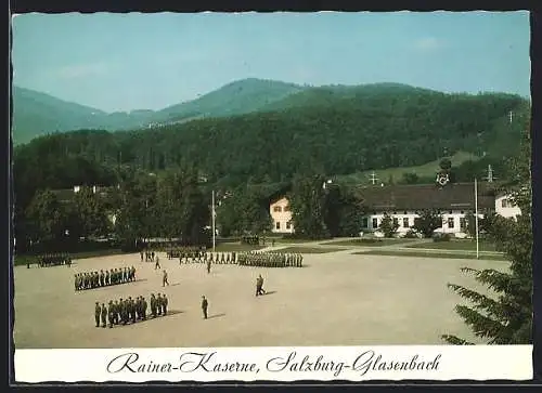 AK Salzburg, Glasenbach, Rainer-Kaserne mit Soldaten