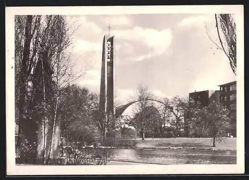 AK Berlin-Charlottenburg, Blick auf St.-Canisius-Kirche am Lietzensee