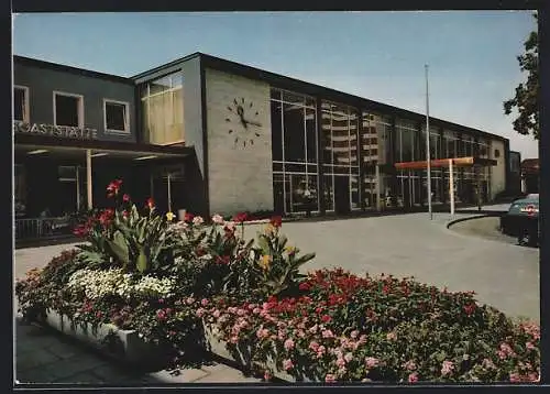 AK Göppingen, Blumenmeer vor dem Bahnhof