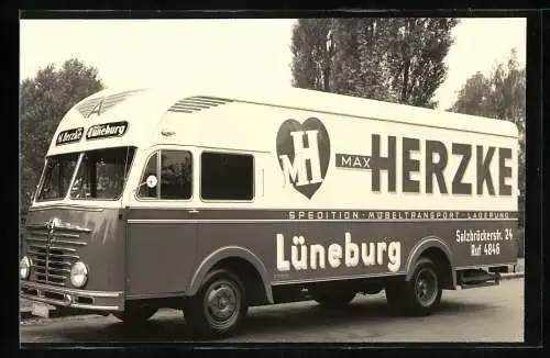 Fotografie Ackermann-Fahrzeugbau Wuppertal, Lastwagen Aufbauten, LKW Büssing Max Herzke Spedition Lüneburg