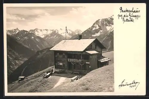 AK Penkenhaus, Berghütte gegen die Berge im Zillertal