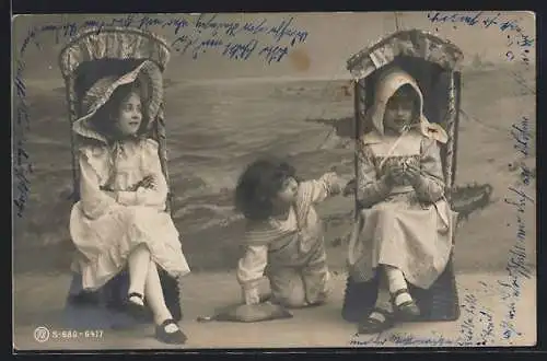 Foto-AK RPH Nr. 680-6417: Drei Kinder am Strand