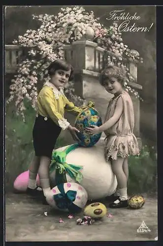 Foto-AK Photochemie Berlin Nr. 6134 /4: Zwei Kinder und riesige Ostereier