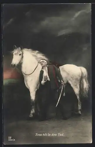 AK Verwundeter Soldat der Kavallerie mit seinem Pferd