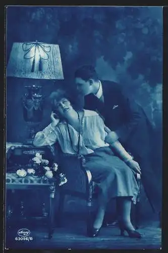 Foto-AK Amag Nr. 63096 /6: Junger Mann gesteht der Auserwählten seine Liebe