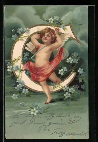 Präge-AK Amor tanzt mit Vergissmeinnicht um den Buchstaben C