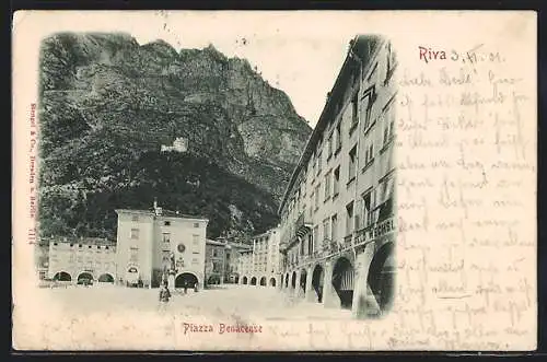 AK Riva, Piazza Benacense mit Geschäften